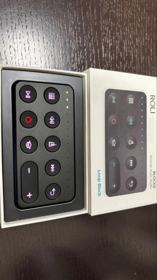 ROLI Seaboard Block with Loop Block Wireless MIDI Keyboard Controller Tested - Image 2 of 4