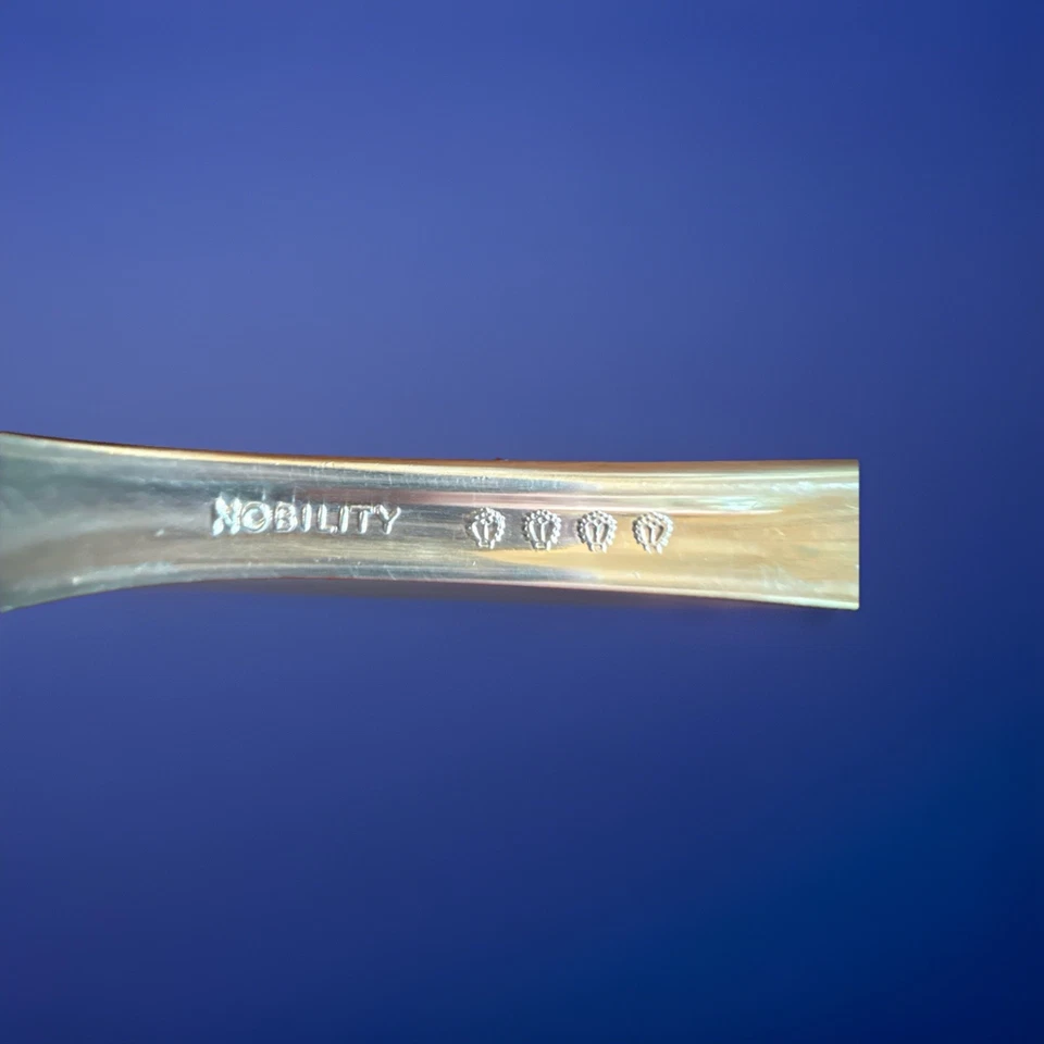 Juego de 42 piezas de cubiertos Nobility plateados Royal Rose Foto 4 de 4