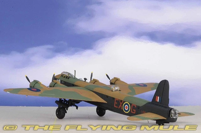 Тизер Corgi 1:72 Stirling B.Mk III RAF NO199 Sqn Gremlin - Изображение 2 из 4