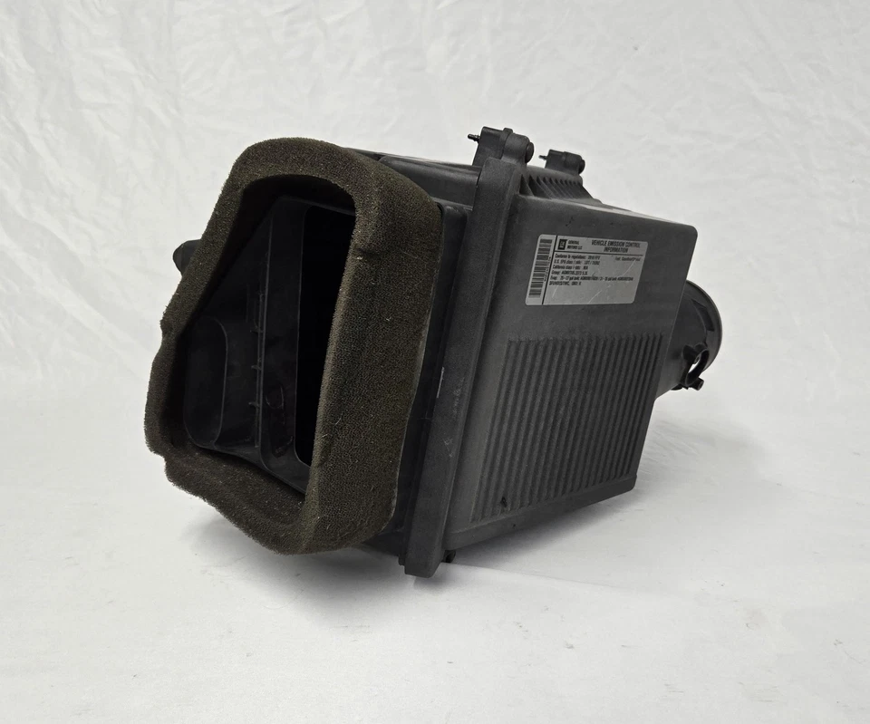 Chevrolet Suburban C1500 2010 conjunto de caja de filtro de admisión de aire de 5,3 L OEM Foto 4 de 4