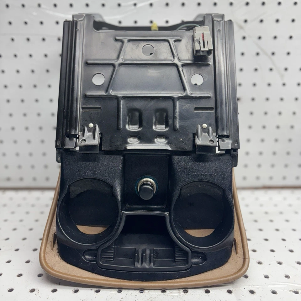 Portavasos Ford Crown Victoria/Grand Marquis 1992-1997 marrón Foto 2 de 4