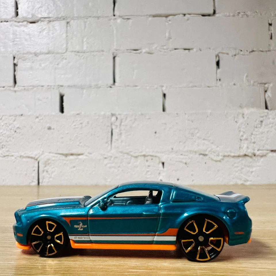 10 Ford Shelby Mustang GT500 Super Snake 2012 más rápido que nunca 5/10 naranja verde azulado Foto 3 de 4