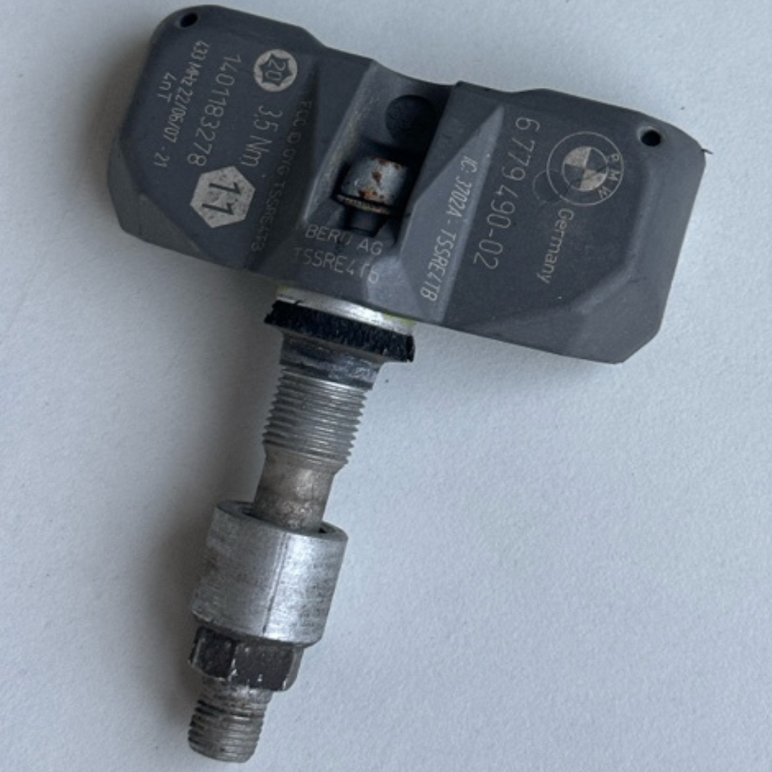BMW TPMS Tire Pressure Sensor OEM 6779490-02 E60 5-series for sale  