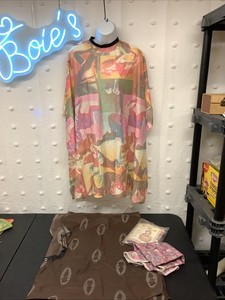 Miscellaneous vintage hair salon capes