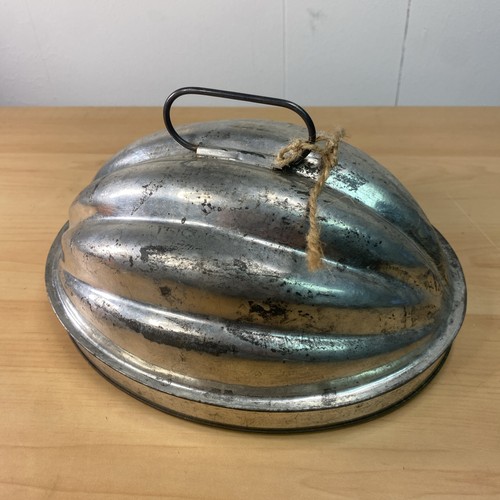Antique Tin Ribbed Bread Pudding Mold Melon Dome Jello England - Picture 2 of 4