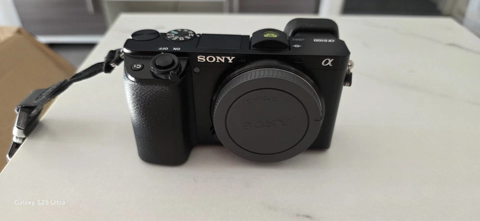 Sony Alpha 6100, photo 4 of 5