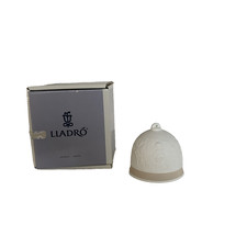 Lladro Figurine: 17615 Fall Bell