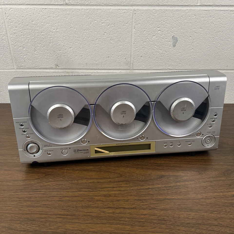 Emerson MS3103 Triple CD Player Linear 3 CD AM FM Wall Mounted SEE VIDEO/READ - Image 2 of 4