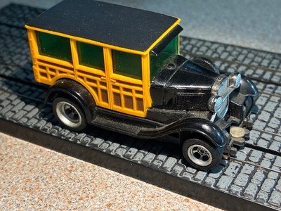 Wie FALLER AMS Aurora AFX Ford woodie