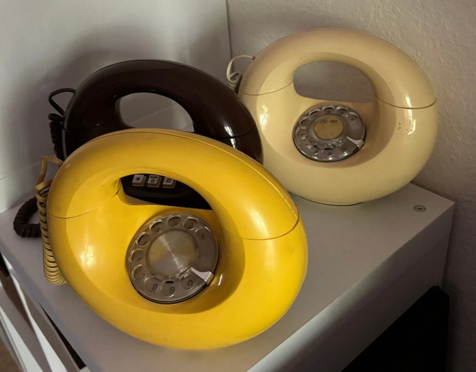 LOTE 3 TELÉFONOS DIFF DONUTS AÑOS 70 CREMA PLÁTANO AMARILLO Y CHOCOLATE MARRÓN EX ++   Foto 2 de 4