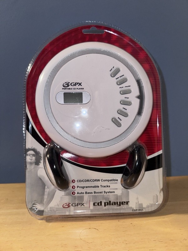 GPX CDP1805 Portable CD Player White Gray New Old Stock Factory Sealed *Mint*