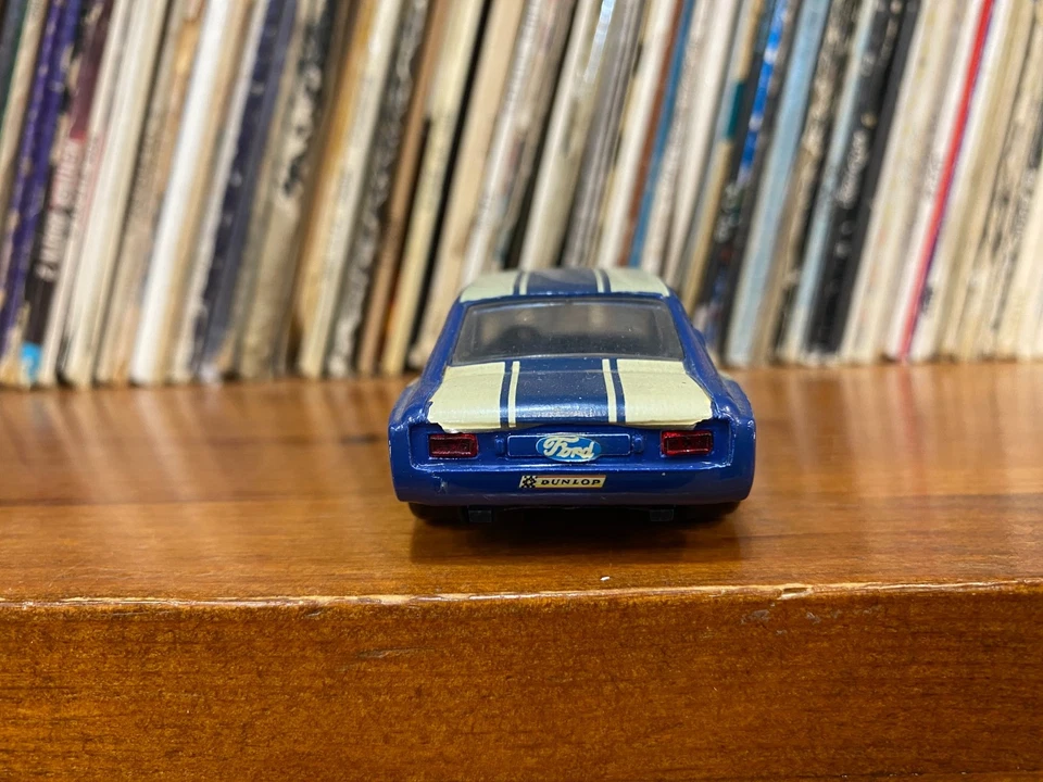 modellino auto solido Ford Capri 2500 rv 1/43 - Immagine 3 di 4