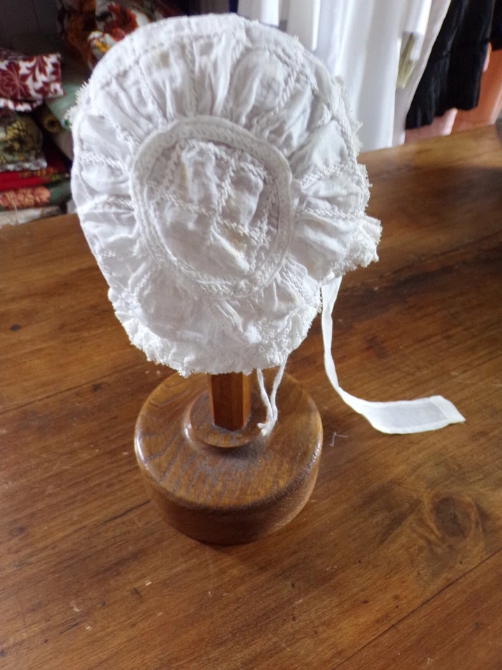 Coiffe  en linon - Photo 2/4