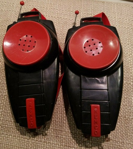 Vintage 1960s REMCO QX - 2 Electronic WALKIE TALKIES