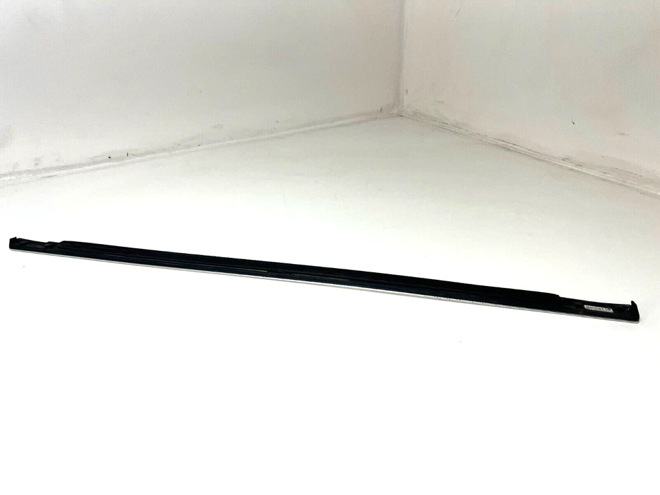 VOLKSWAGEN PASSAT GLS 2002-2005 VENTANA LATERAL IZQUIERDA MOLDURA CROMADA 3B4 839 475 OEM Foto 4 de 4