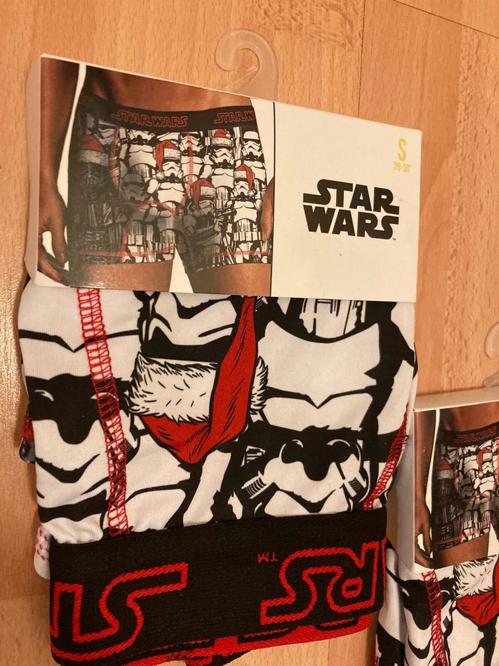 全新 批量 2 件 星球大战 圣诞平角内裤 男式 小号 假日 Gag 礼物 全新带标签 — 第 2/4 张图片