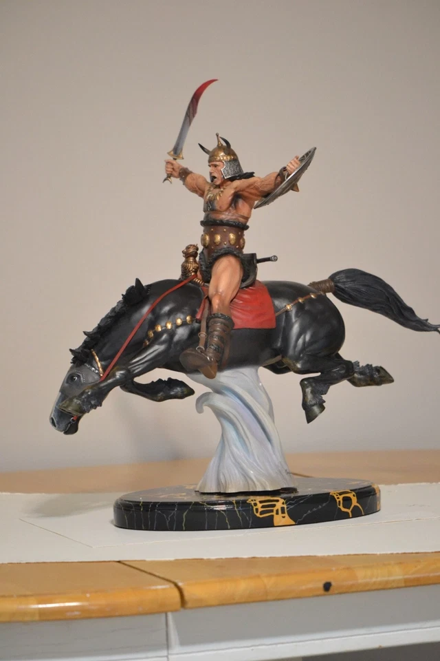 ESTATUA DE FRANK FRAZETTA CONAN EL CONQUISTADOR C.S. MOORE NUEVO SOLO 1500 FUNDIDO Foto 4 de 4