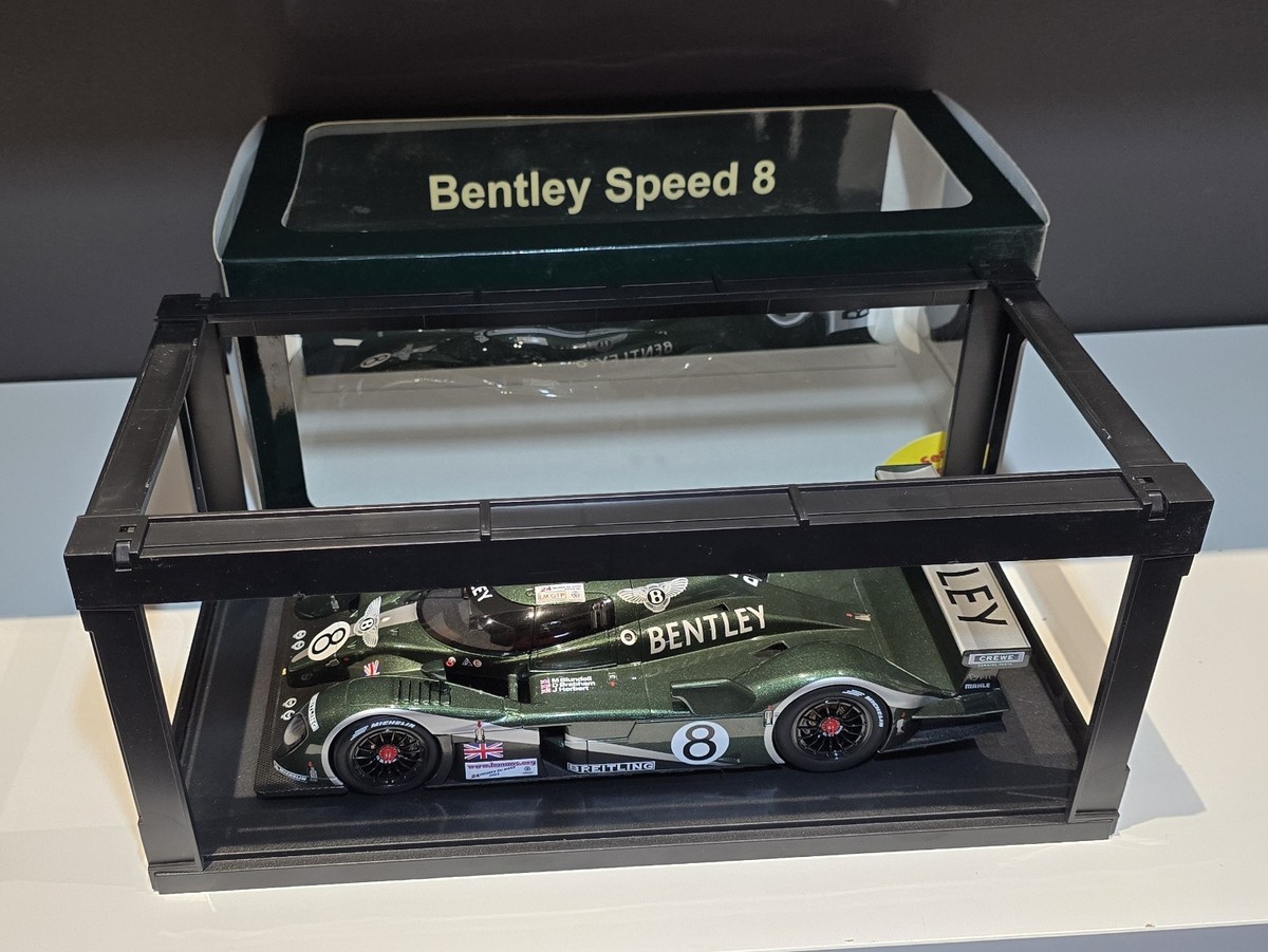 AUTOart 1/18 Scale Diecast - Bentley Speed 8 Le Mans 24h 2003 for