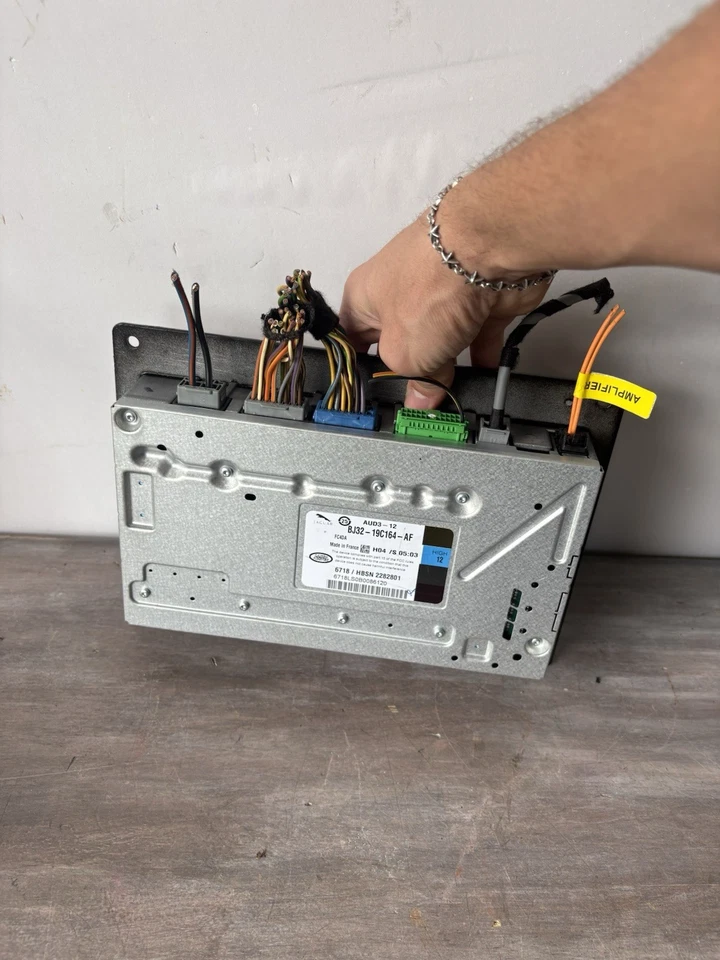 Amplificador de sonido de audio estéreo Meridian 12-19 Jaguar XF XFR XJ XJL X351 amplificador OEM Foto 3 de 4