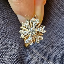 Vintage 14K Gold Diamond Starburst Cluster Ring, Size 7 missing 2 small Diamonds