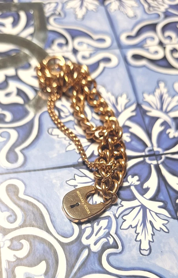 Pulsera cadena candado MICHAEL KORS Heritage MKJ5966040 cristales Foto 3 de 4