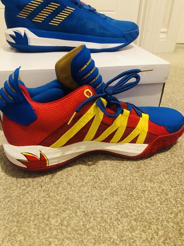 π₯ Sonic The Hedgehog Dame 6 x Sonic Chasing Rings Basketball Trainers Size 11 - Picture 9 of 18