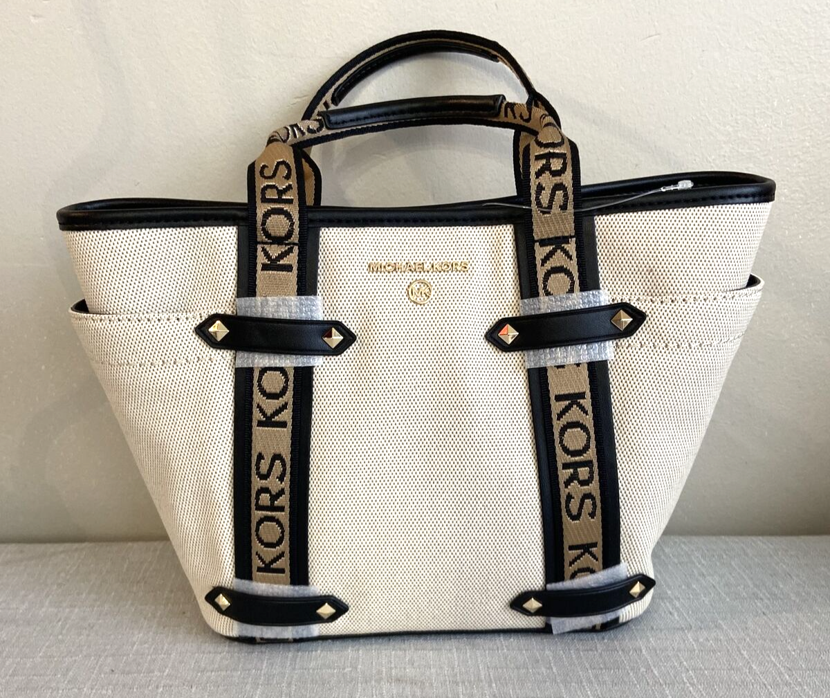 ☆MICHAEL KORS☆ MAEVE Small Tote 2wayバッグ BLACK/CREAM♪ NWT MICHAEL KORS Maeve Black Soft Faux Leather/ Canvas Small