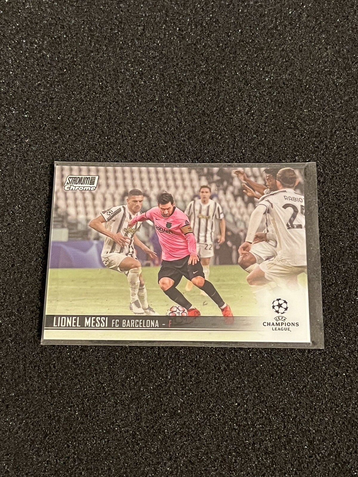 Lionel Messi 2020-21 Topps Stadium Club Chrome UEFA #1 FC Barcelona