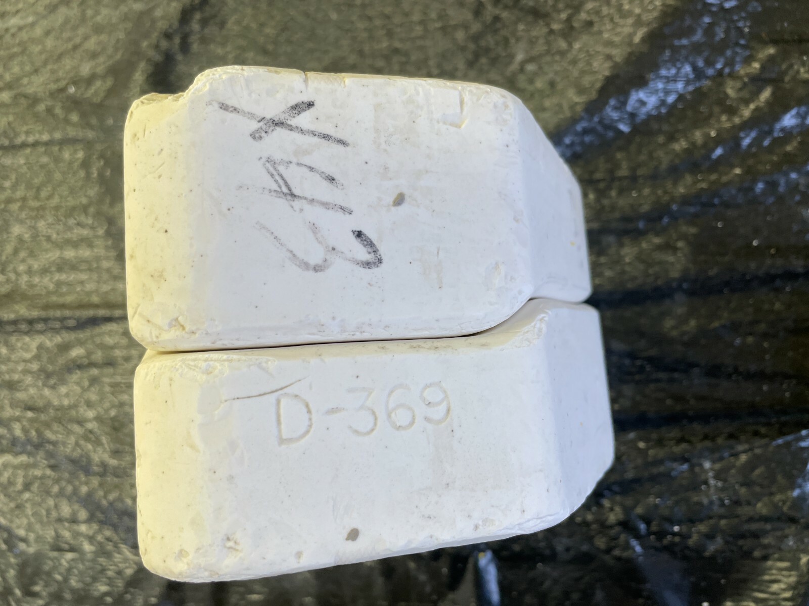 VINTAGE DONA'S CERAMIC MOLD D369 TWO SMALL STUFFED ELVES eBay