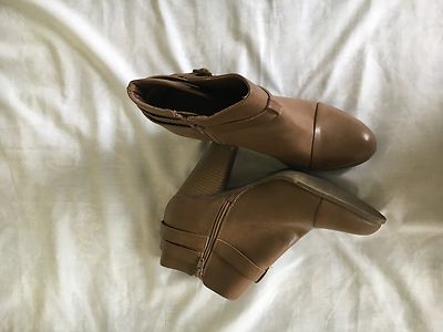 Lauren Conrad Size 10M Light Brown Beige Ankle Boot Shoe Women