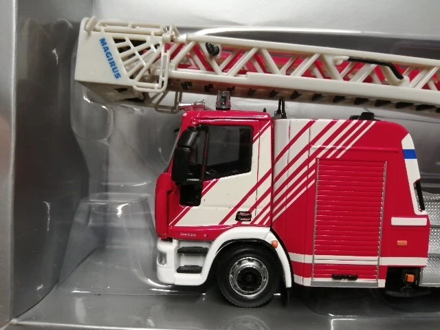 MAGIRUS IVECO M32-LS POMPIER GRANDE ECHELLE single extension 1/43 ELIGOR 114915 - Photo 3/4