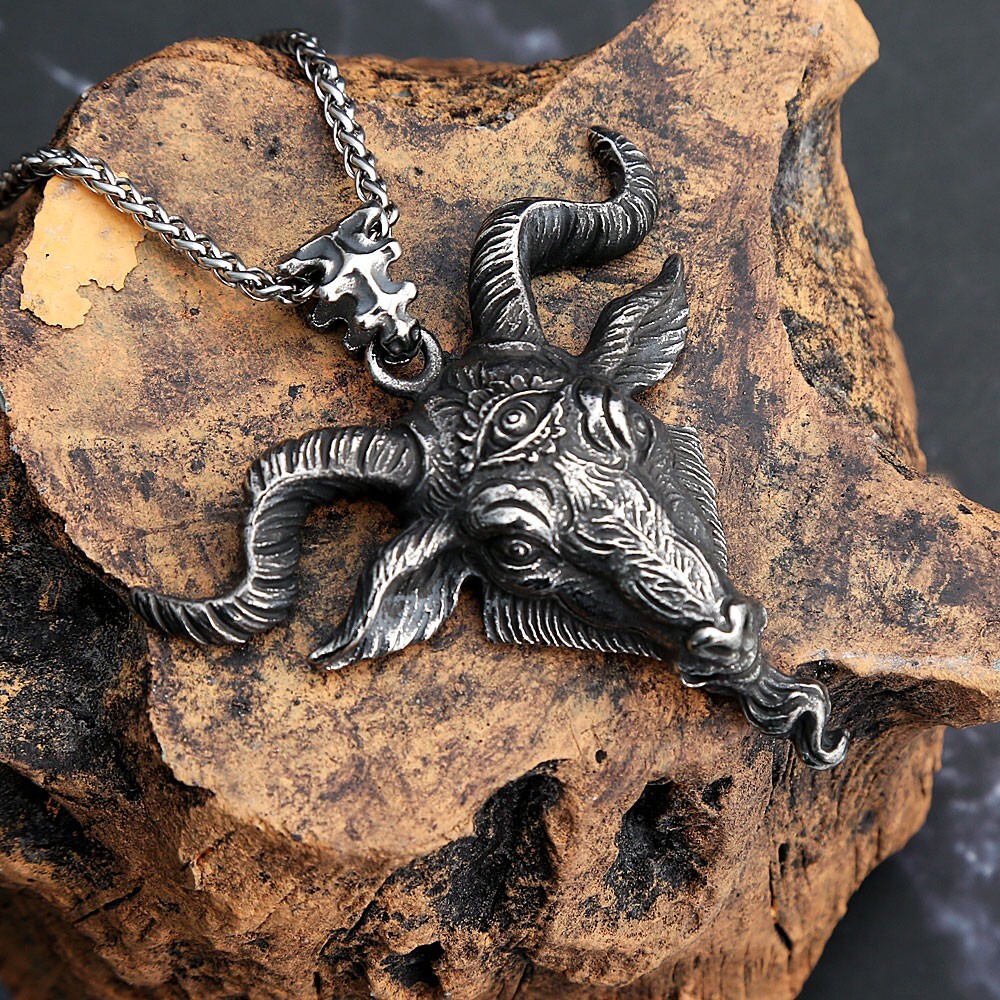 Collier talisman Baphomet pour chasser les énergies négatives style gothique - 2