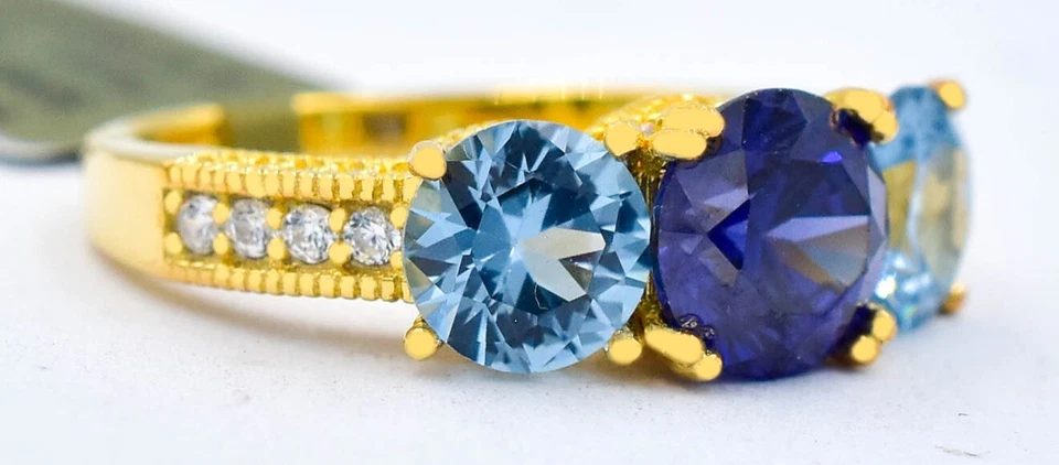 LAB CREATED 1.85 TANZANITE, BLUE TOPAZ & W/SAPPHIRE RING 14k GOLD PLATED (.925) Foto 3 de 4