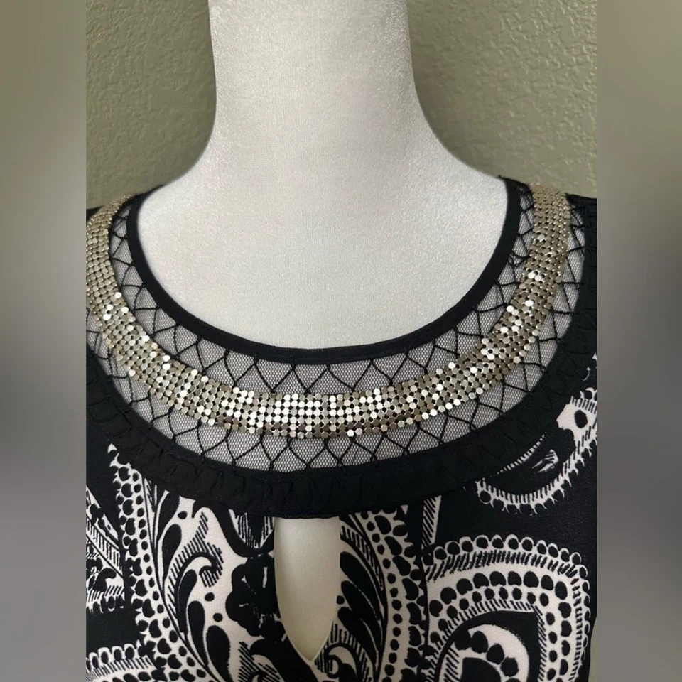 Sandra Darren Maxi Vestido Paisley Halter Blanco y Negro Foto 4 de 4