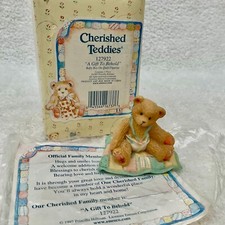 Cherished Teddies - A Gift To Behold - Baby Boy On Quilt - 127922