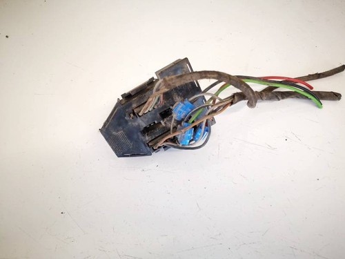 333945257 Lampenträger Rücklicht Rückleuchte innen Heckklappe  DE2380278-01