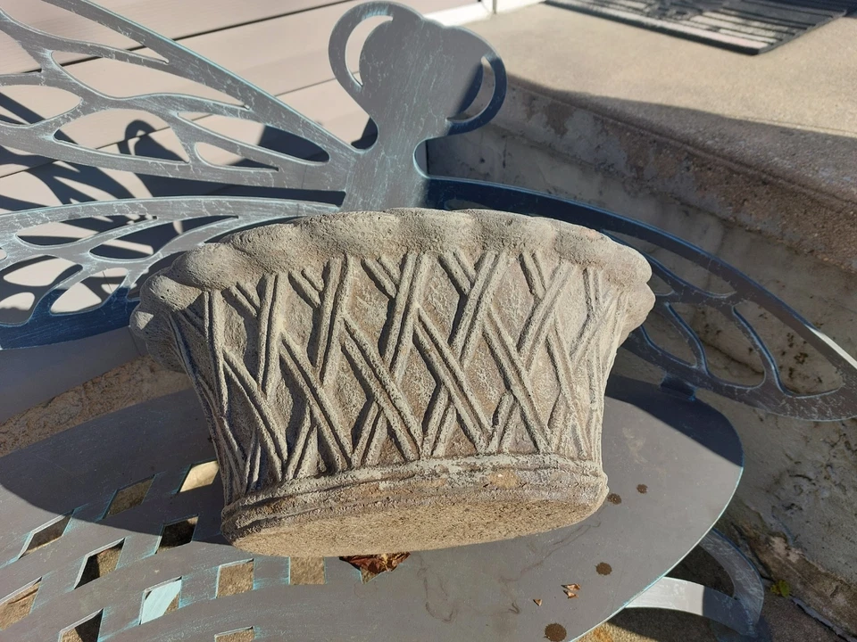 Antigua maceta de jardín inglesa de piedra fundida cesta ovalada Jardiniere 20" Verdigris Foto 2 de 4