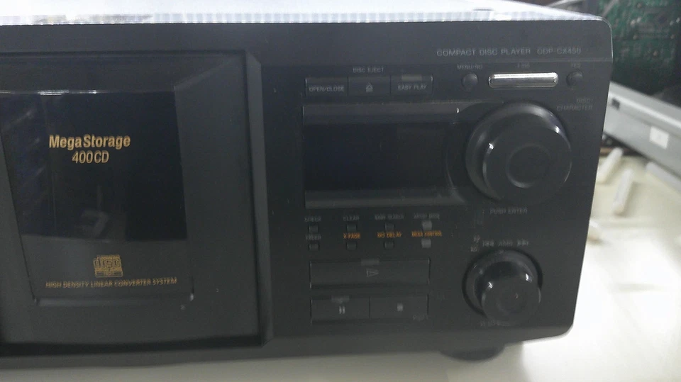 Cambiador de CD Sony CDP-CX450 Foto 2 de 4