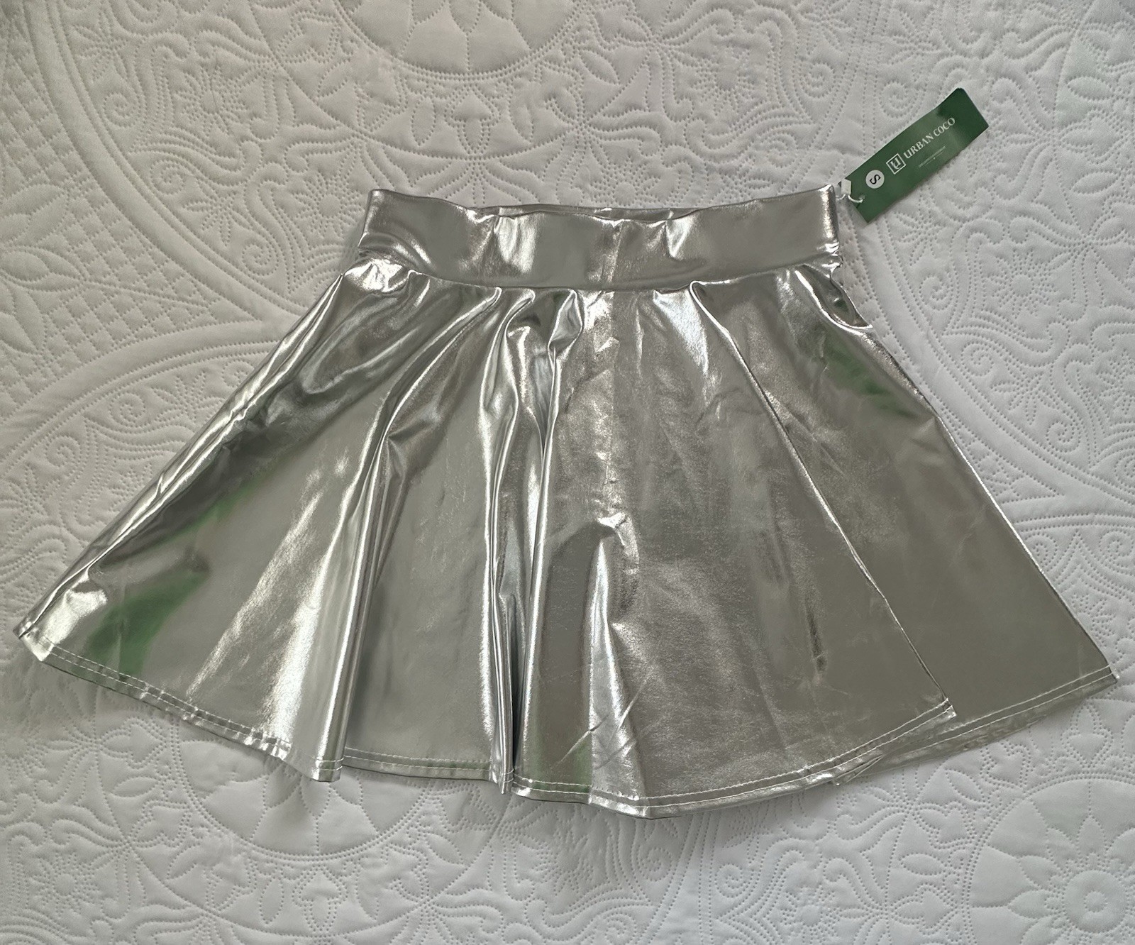 Urban Coco Women's Silver Skater Skirt Short Skirt Flowy Size Small NWT