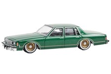 Greenlight 63050-F California Lowriders Series 4-1985 Chevy Impala - Bright G...