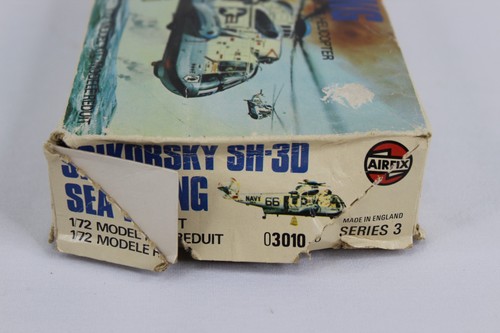 1975 AirFix SH-3D Sea King Amphibious Anti-Submarine Rescue Helicopter Model Kit - Picture 13 of 15