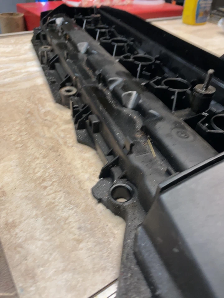 BMW 525 530i 2002-2005 2004-2006 BMW X3 2,5 L 3,0 L cubierta de válvula de motor OEM Foto 2 de 4