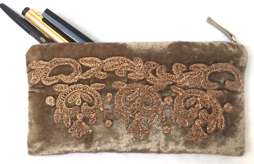Anke Drechsel Cushion Unikat Meisterstück Embroidered Cashmir Kissen Braun Gold - Bild 7 von 11