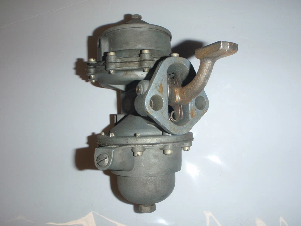 Bomba de combustible RECONSTRUIDA 1941-1951 Buick serie 60 70 90 Century Roadmaster Limited Foto 2 de 4