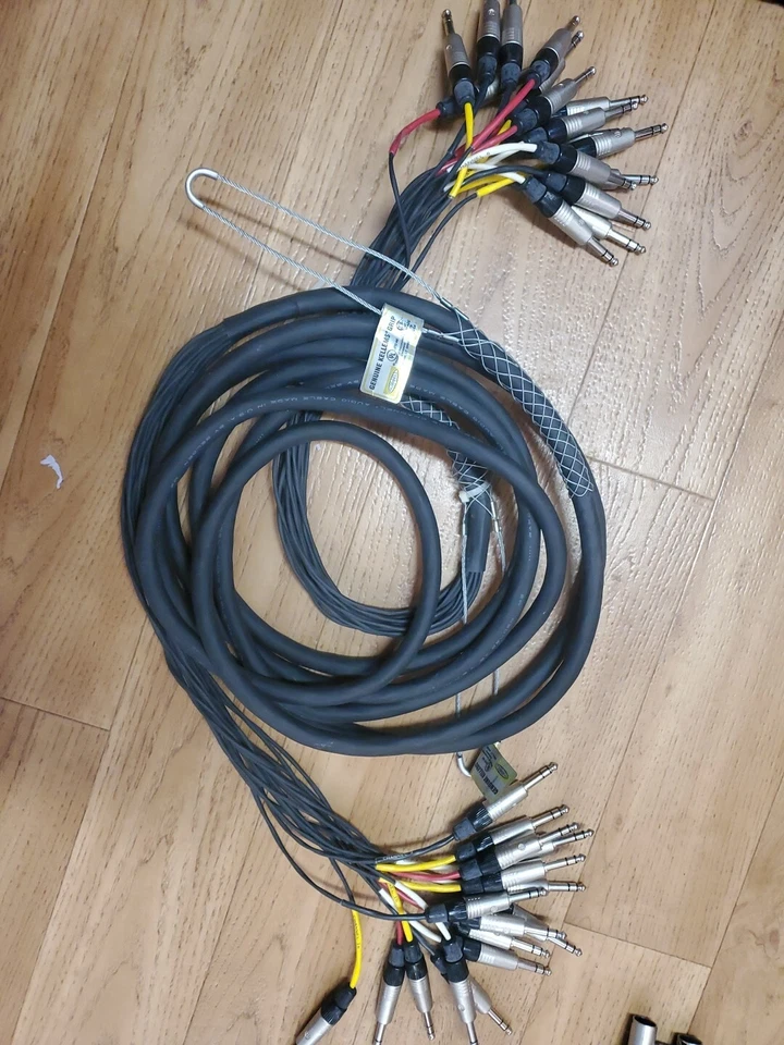 proco stagemaster 24x4 Stage Fan/box  20', 3 additional Snakes - Image 3 of 4