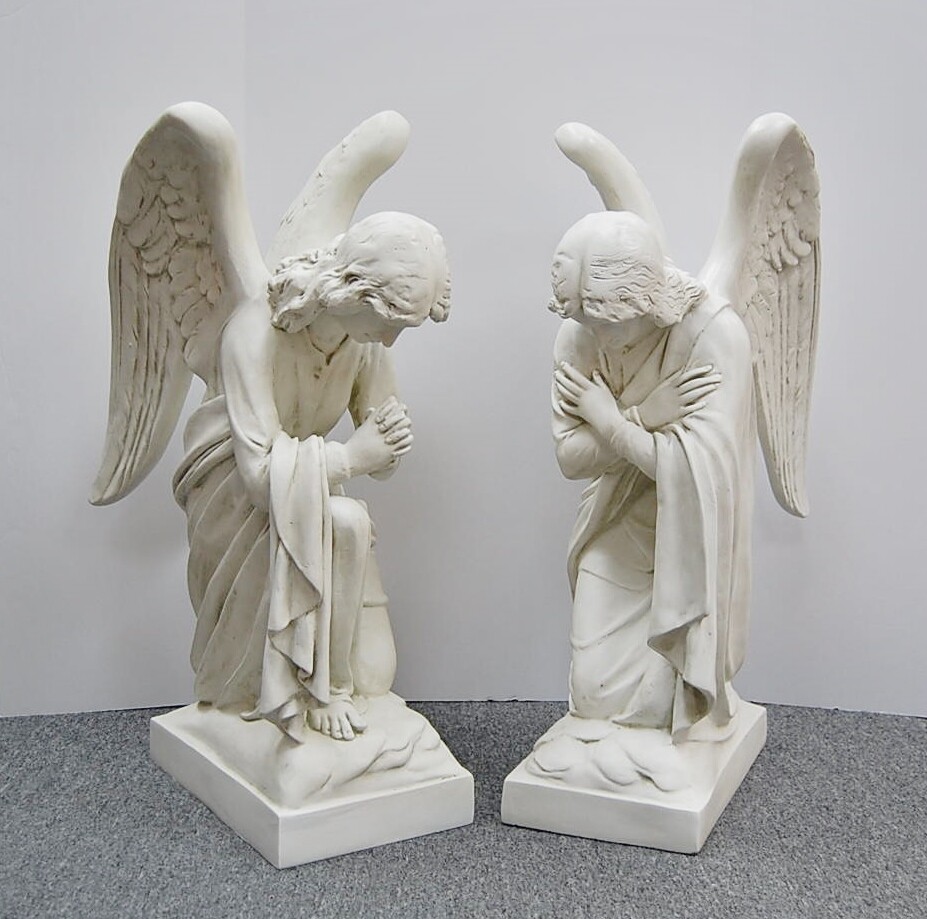 PAIR OF TRADITIONAL KNEELING ADORING ANGELS 28