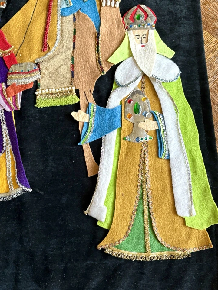 Colgante de pared navideño vintage años 70 hecho a mano con los Tres Sabios. Foto 3 de 4