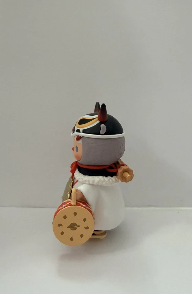 Figura Vinilo Pop Mart x Pucky Festival Babies Series RAIJIN BABY  Foto 2 de 4