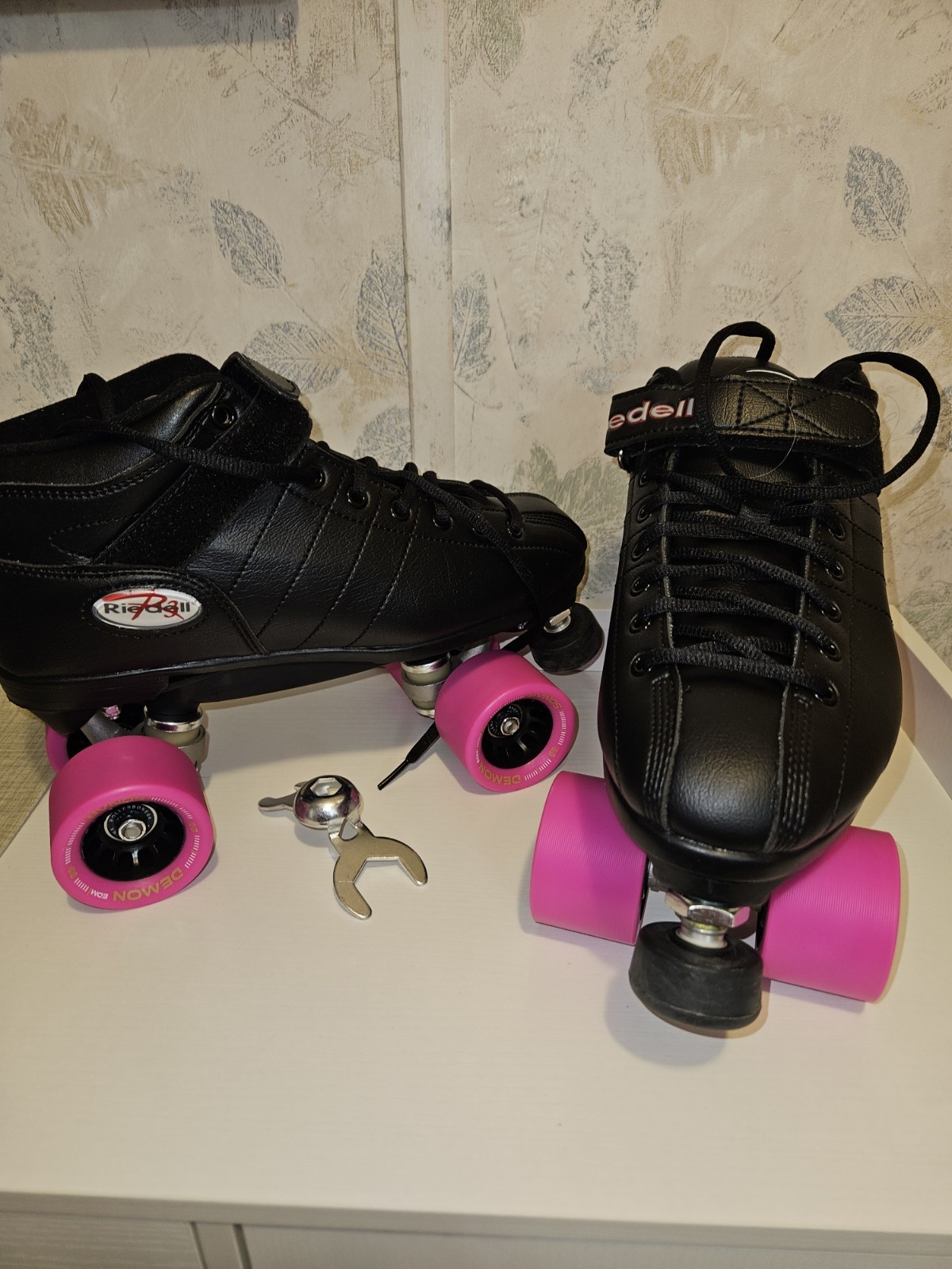 Size 10 Black With Pink Wheels