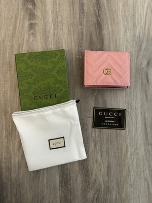 Gucci GG Marmont card case wallet in pink quilted chevron leather.  
